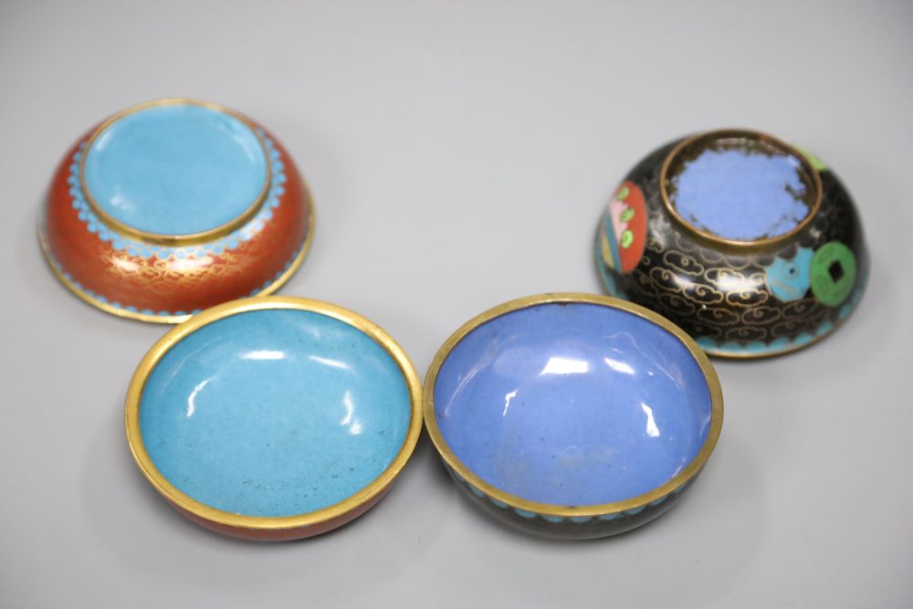 Two 19th/20th century Chinese cloisonne enamel boxes and covers, tallest 6cm